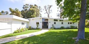 29201Larkspur05