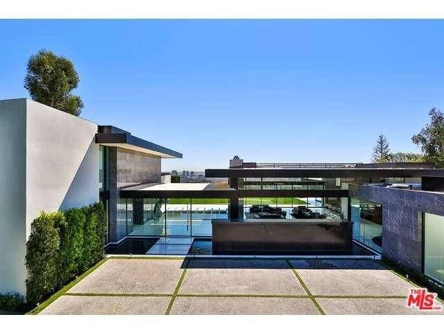 5 Cutting-Edge Los Angeles Estates for Sale