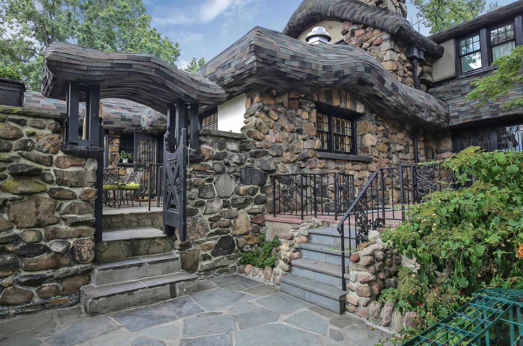 Brooklyn’s Whimsical ‘Gingerbread House’ Is ReListed for 1M Less Than