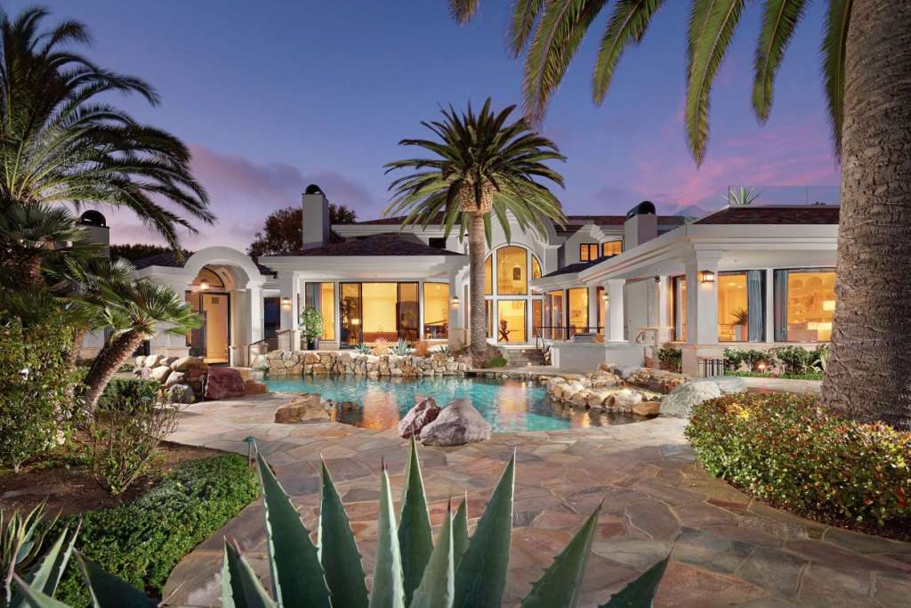 This Breathtaking Coastal Laguna Beach Estate Will Be Auctioned This Saturday Haute Residence