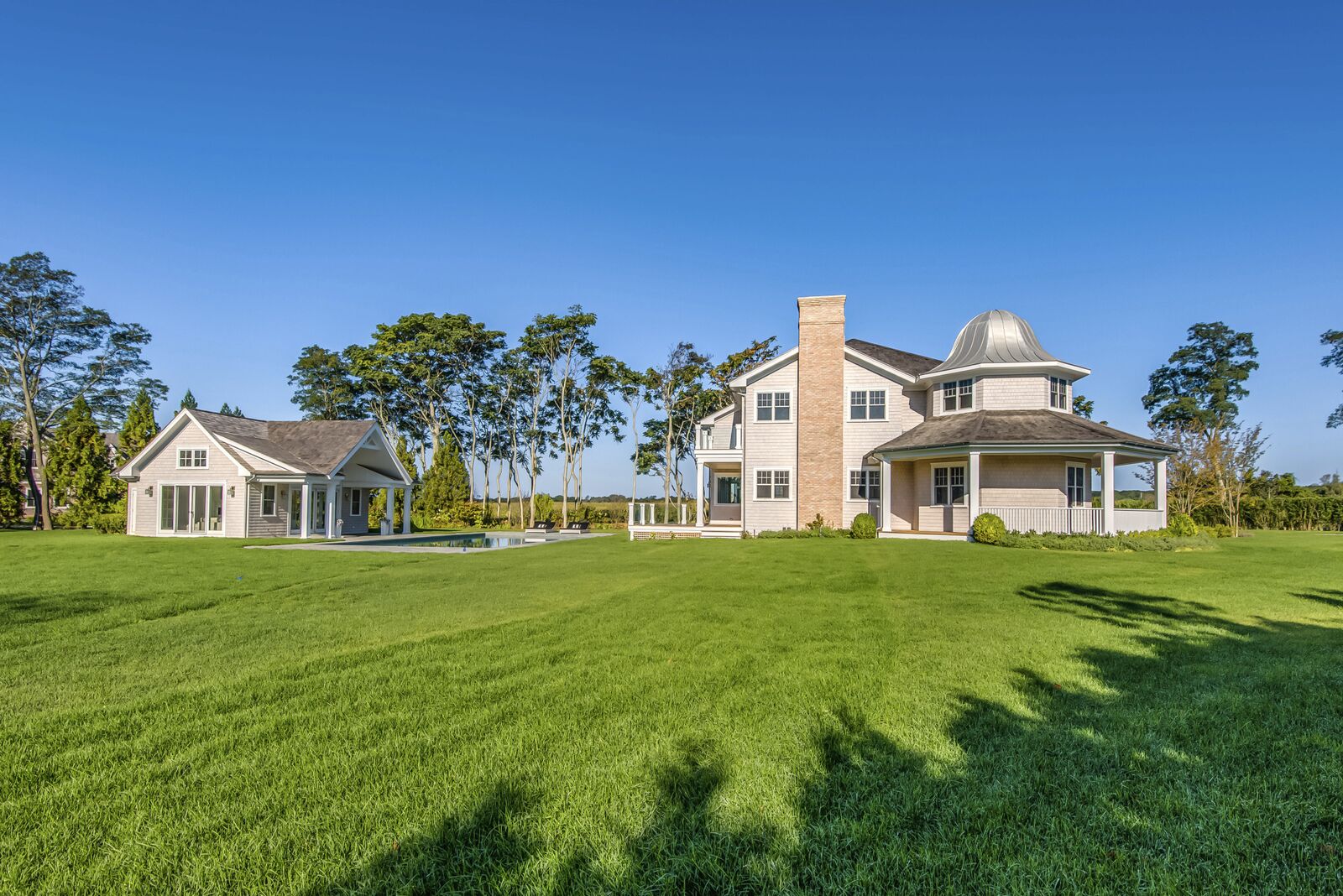 475 David Whites Ln, Southampton, NY 11968 is offered at $5,975,000 by The AVIGDOR / PENKOVA Team