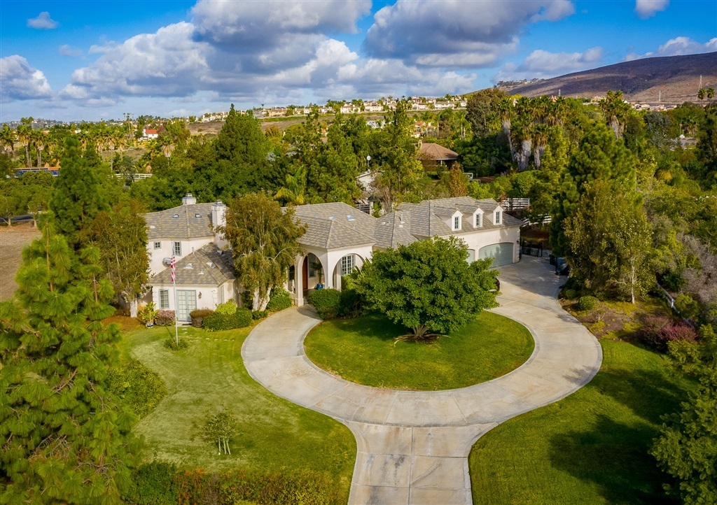 Sophisticated Copper Crest Estate Haute Residence by Haute Living