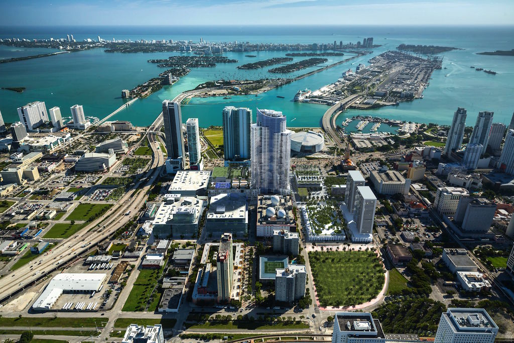 PARAMOUNT Miami Worldcenter 