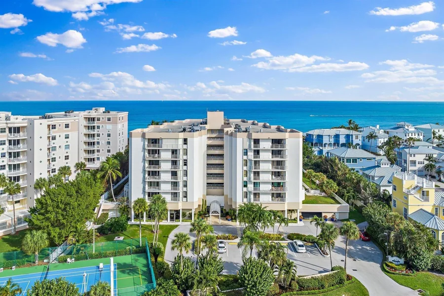 MLS photo for Corinthians (Corinthians South) residence #205