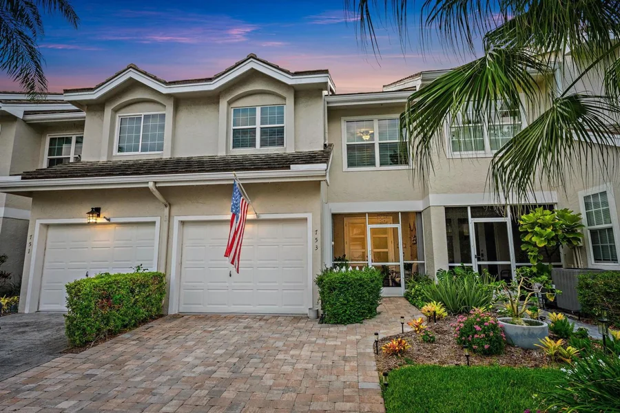 MLS photo for Jupiter Harbour residence #753