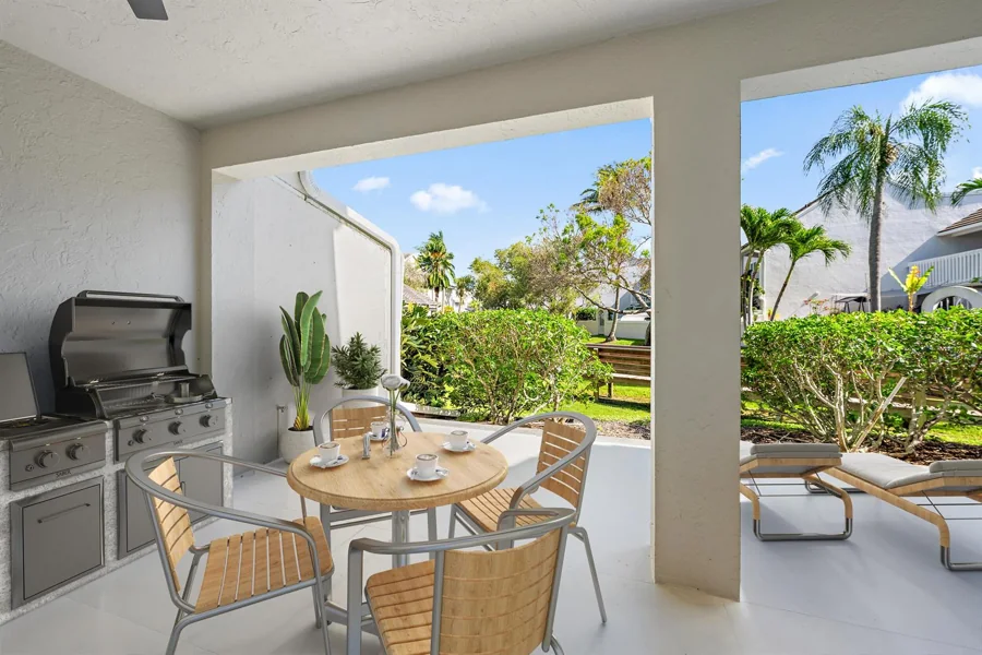 MLS photo for Jupiter Harbour residence #652
