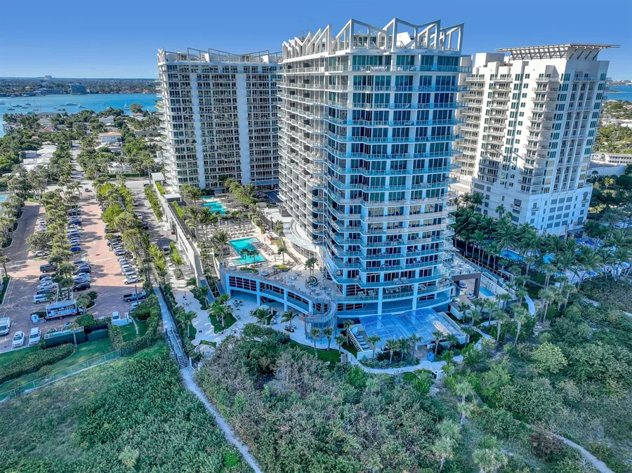 MLS photo for Amrit Ocean Resort & Residences residence #H-1703