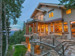 Crested Eagle Estate