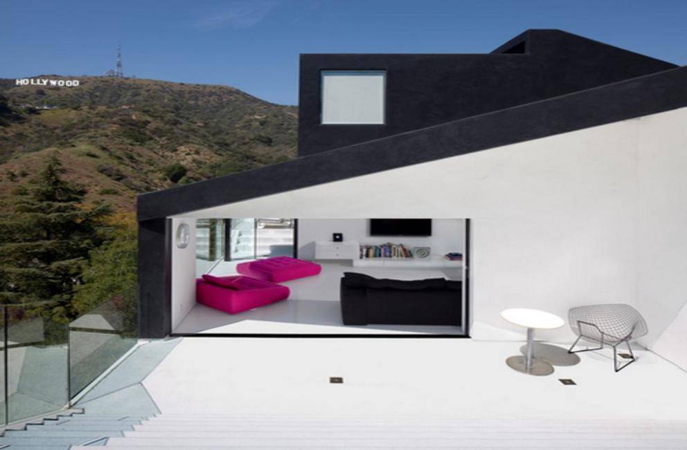 Black and White AIA 2012 Winner