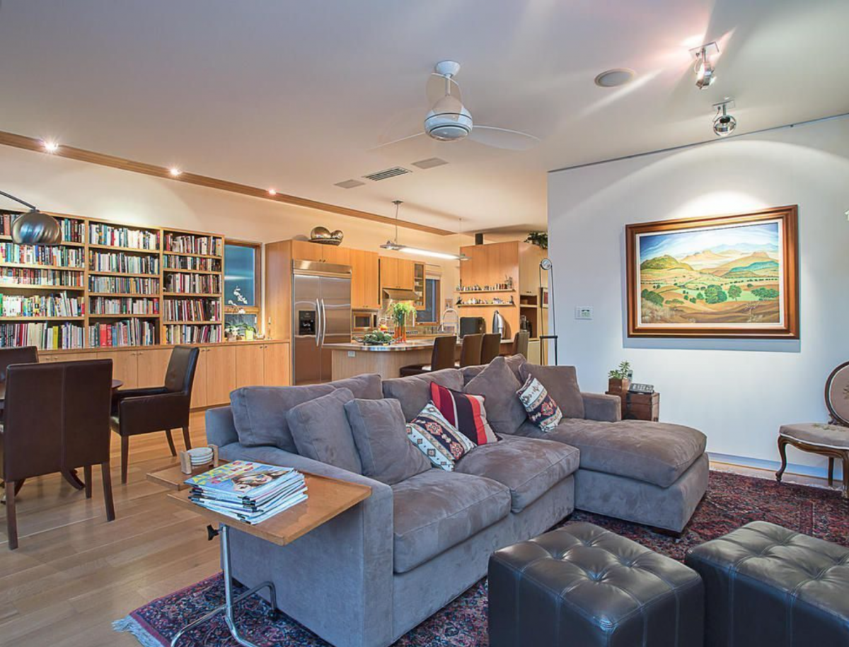 Lake Austin High-Tech Home