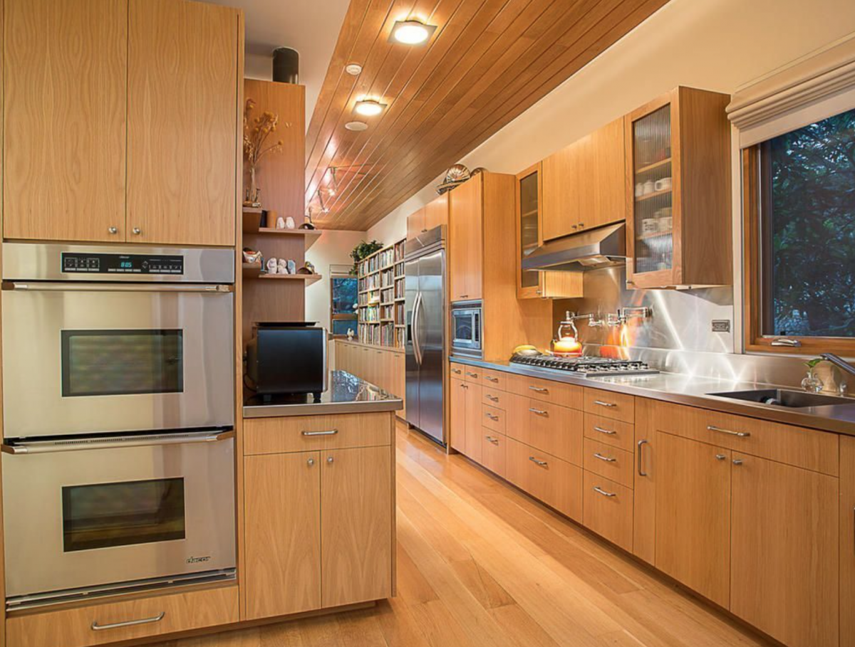 Lake Austin High-Tech Home