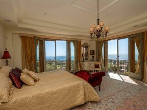 Malibu Tuscan Treasure – Sotheby's International Realty