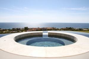 Casa Yvonne's Jacuzzi.