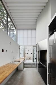Seasonless House