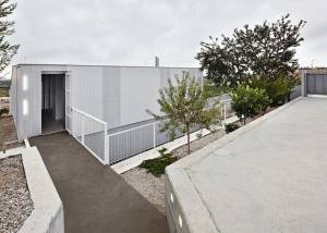 Seasonless House