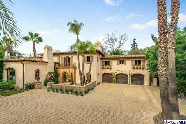 Miley-Cyrus-home-4-b07382