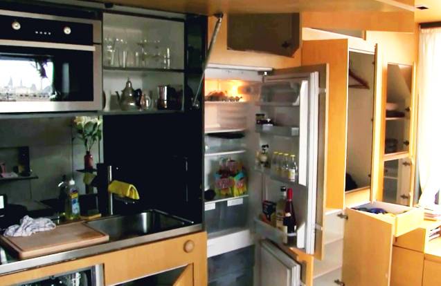 Lego-Apartment-10-702x414