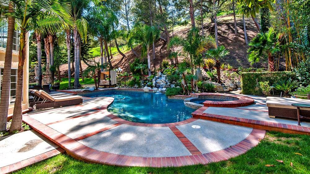 la-fi-hotprop-david-hasselhoff-20150306-pictur-002