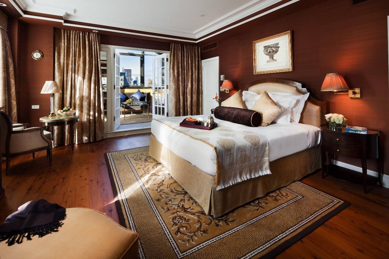 Hotel Plaza Athenee Penthouse Bedroom