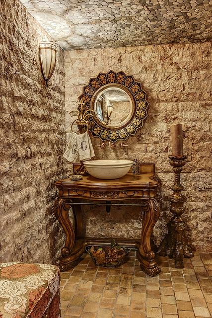 ac56a8_51716582dfcf4666b185450bed102ae7