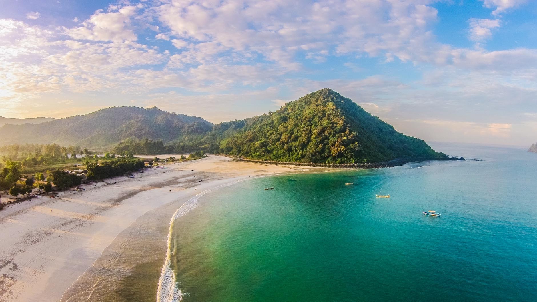 Beyond Bali  Investors Set Sights on Neighboring Lombok 