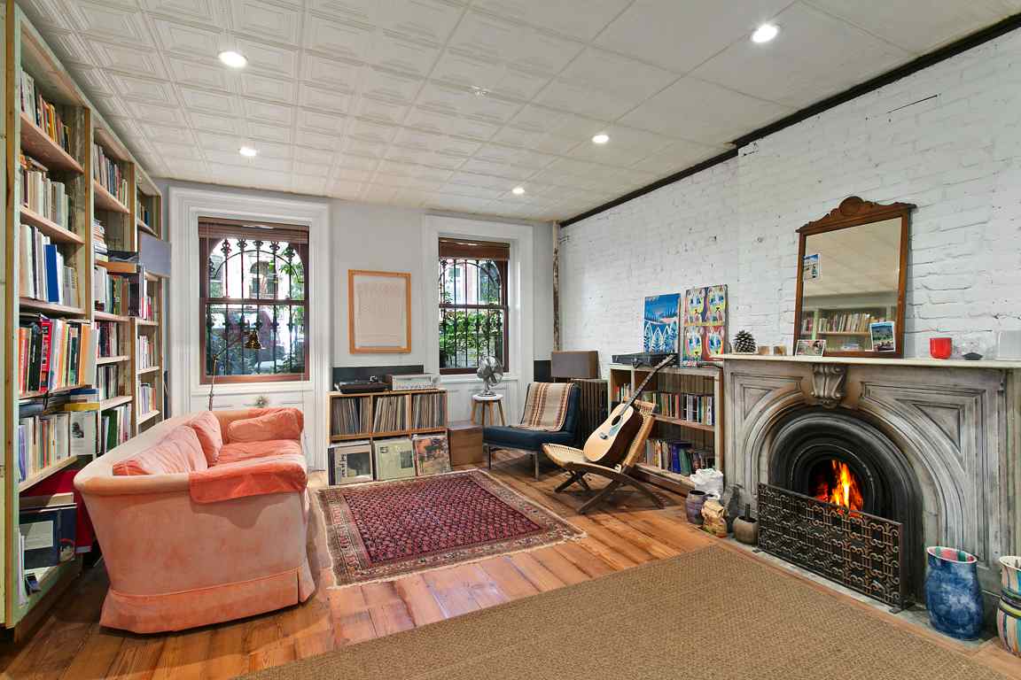 52 South Oxford Street