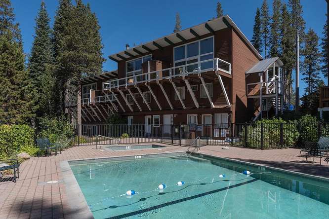 photo_21775888-666x500