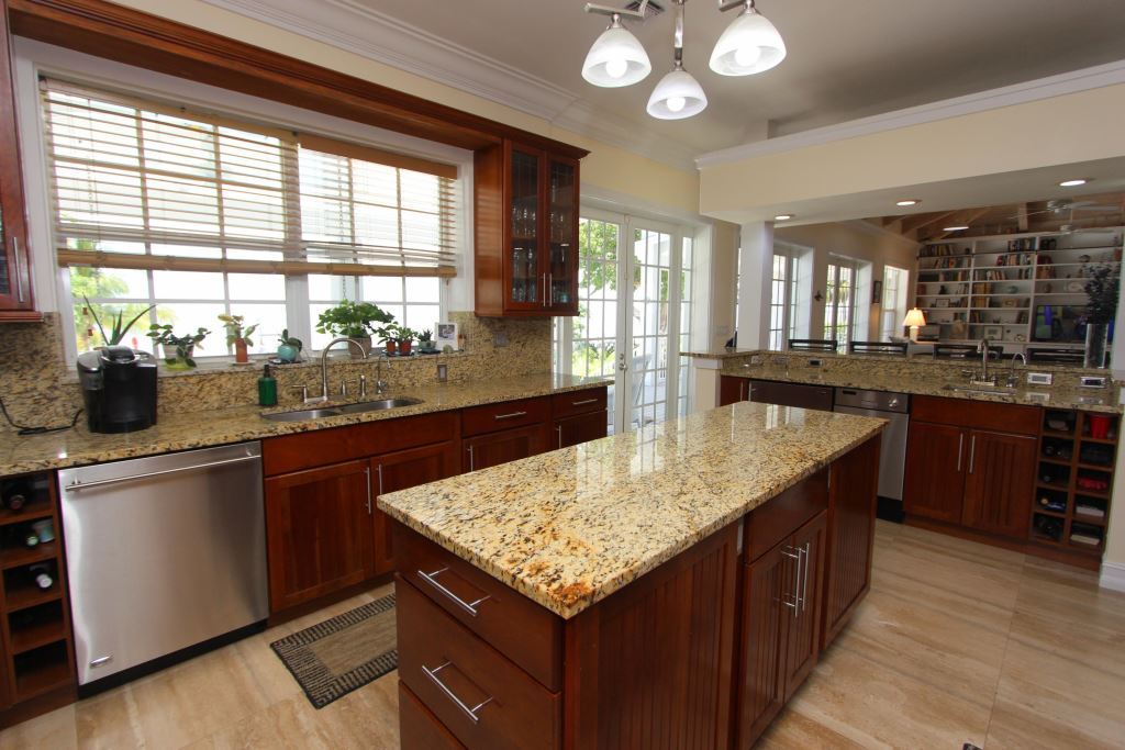 20170722235321438699000000-o