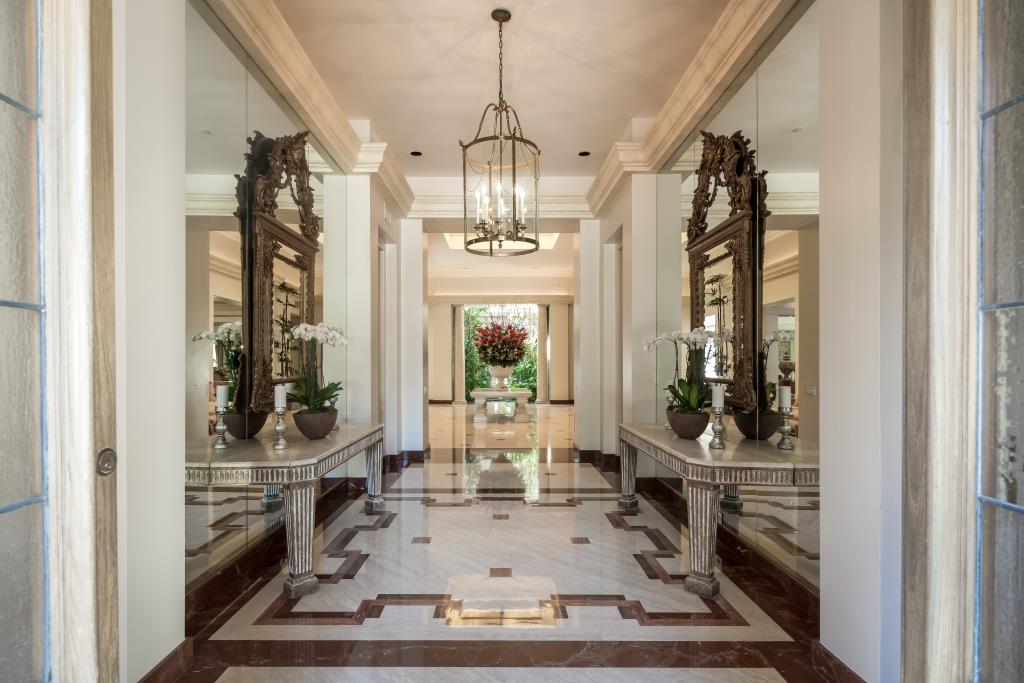 9434 Cherokee Lane-9