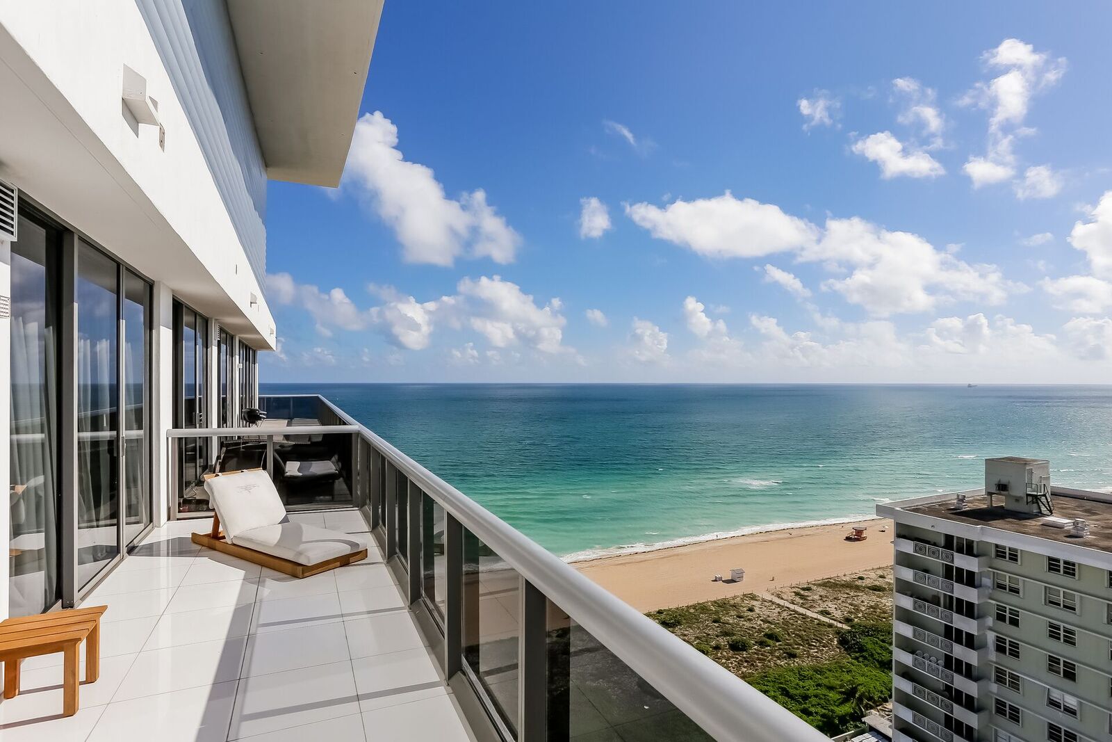 1. 002-2268016-medium_preview