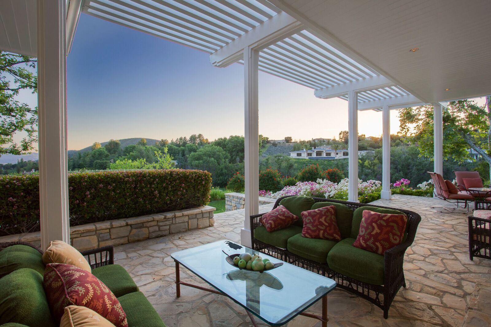 112_1064_Lakeview_Canyon _Road_preview