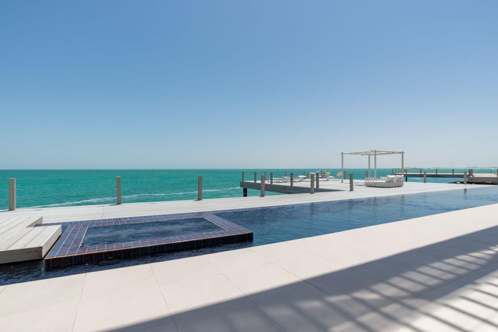 Haute Residence Nurai Island 10