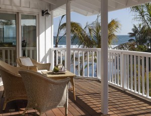 Ashton Kutcher Mila Kunis Beach House balcony