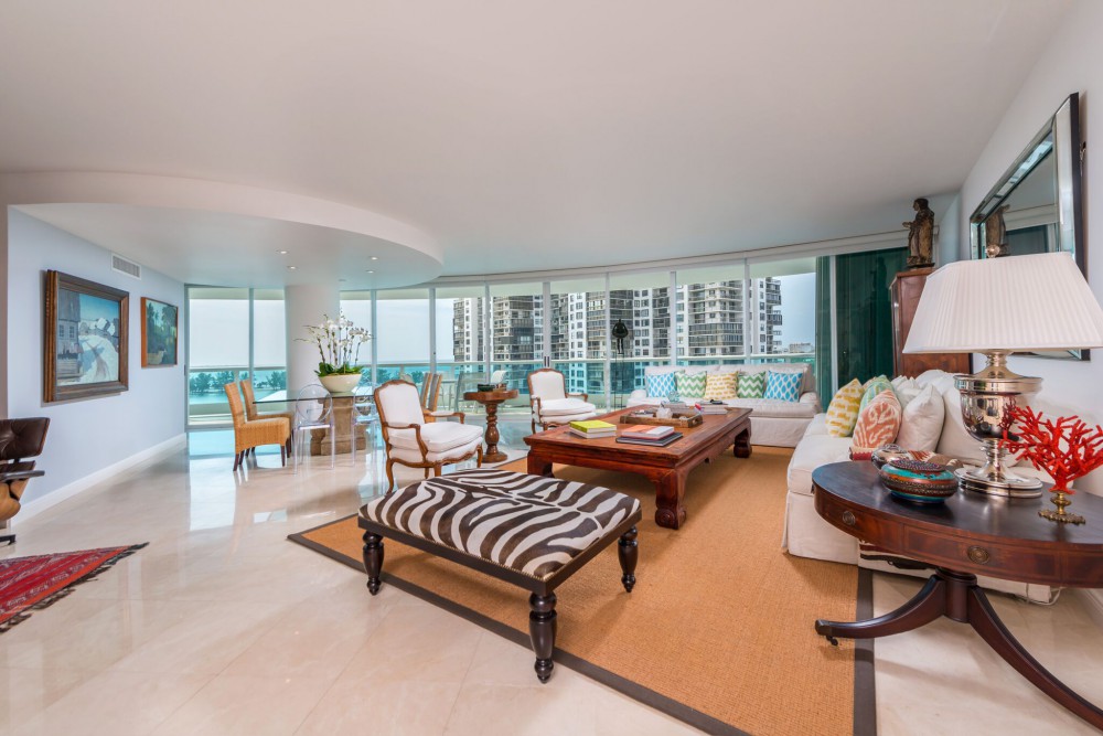Brickell Condo With Miami Skyline - Haute Residence by Haute Living