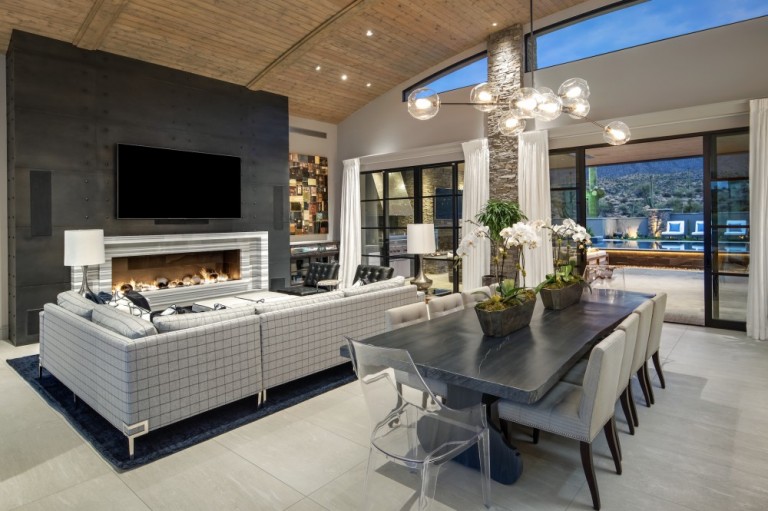 Modern Arizona Estate - Haute Residence by Haute Living