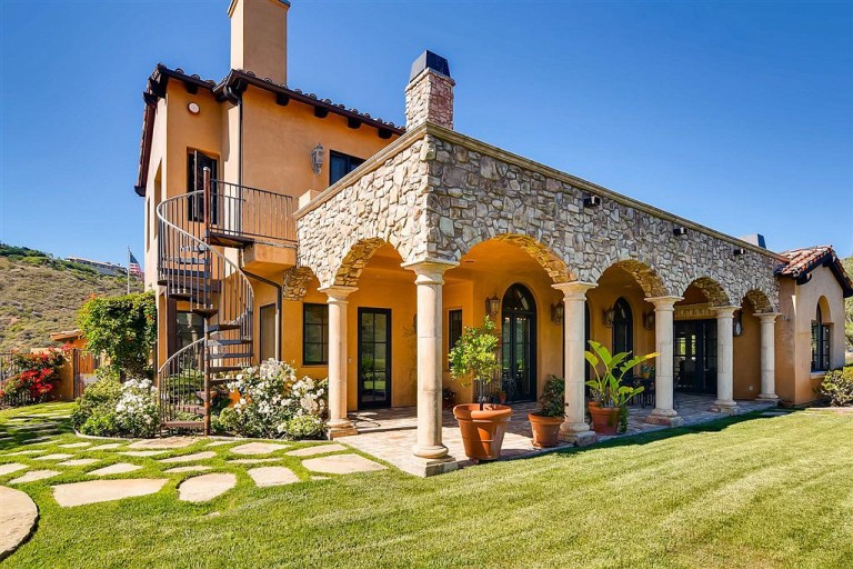 Fabulous Rancho Santa Fe Estate