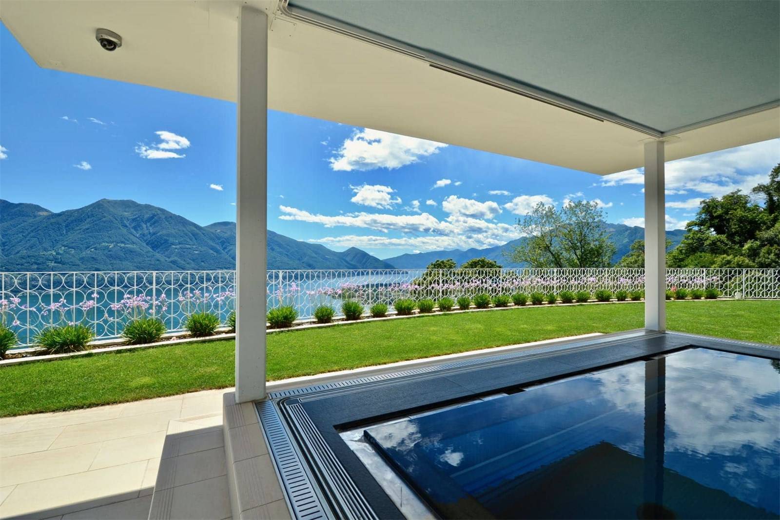 Eco-Friendly Residences