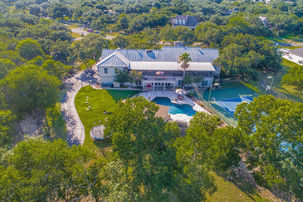 An Unrivaled Estate in Fair Oaks Ranch