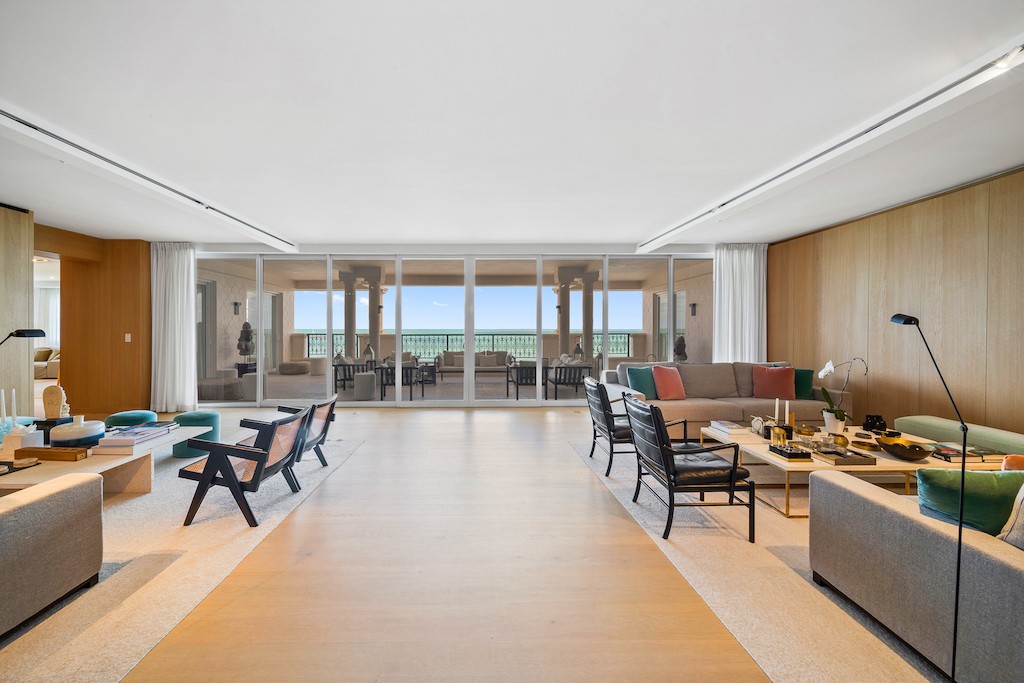 Elena Bluntzer - July 2020 1