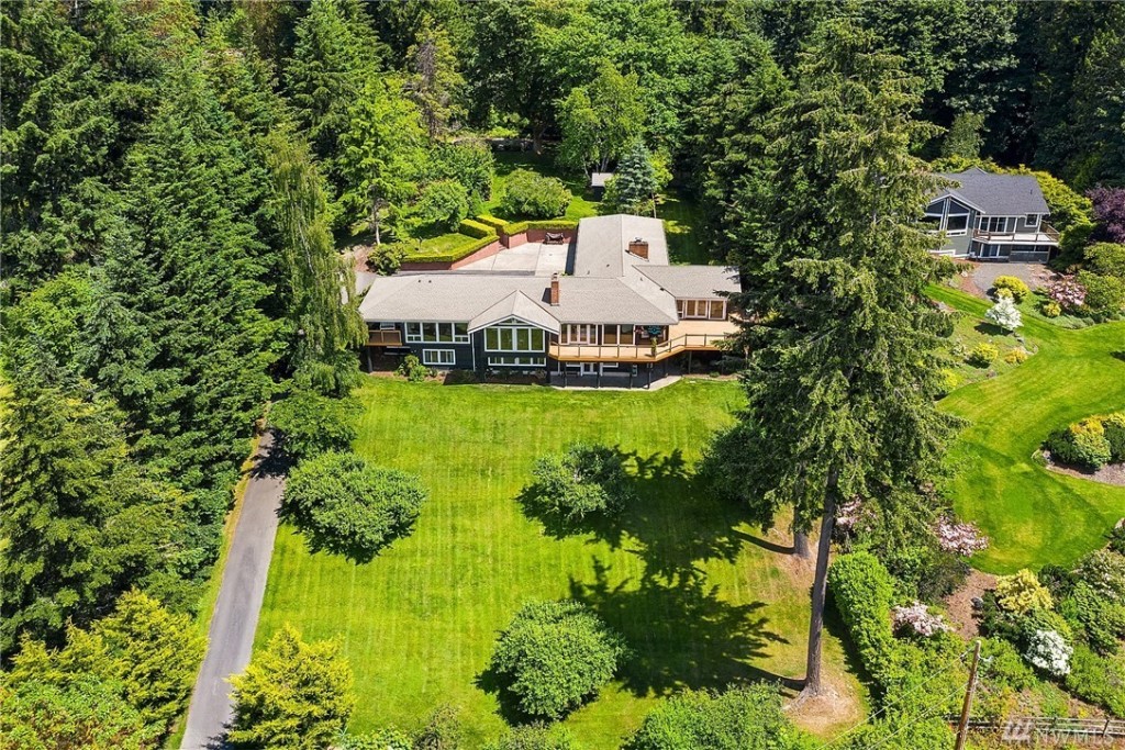 A Two Acres Home In Poulsbo By Christie’s International Real