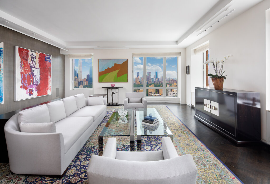 Leslie S. Modell Presents A Gorgeous Ultra-Luxury Condominium At The Chatham