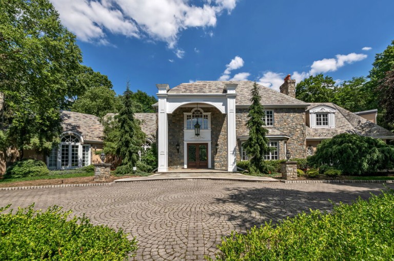 SOLD! Vicki Gaily Presents A 6.5 Acre Estate In Saddle River Haute