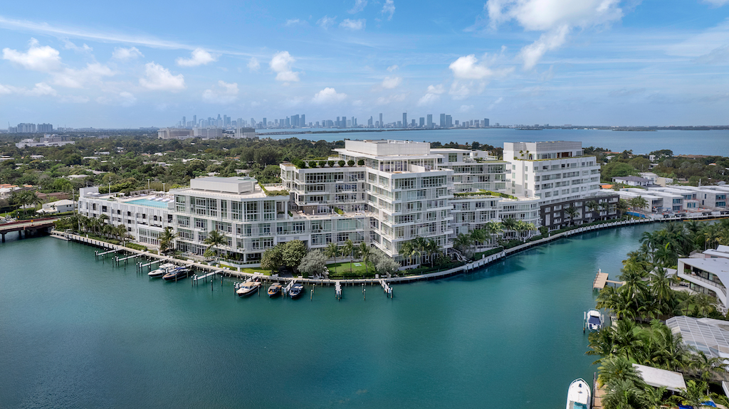 Cindy Crawford And Rande Gerber Secure Condo At The Ritz-Carlton  Residences, Miami Beach - The Ritz-Carlton Residences, Miami Beach