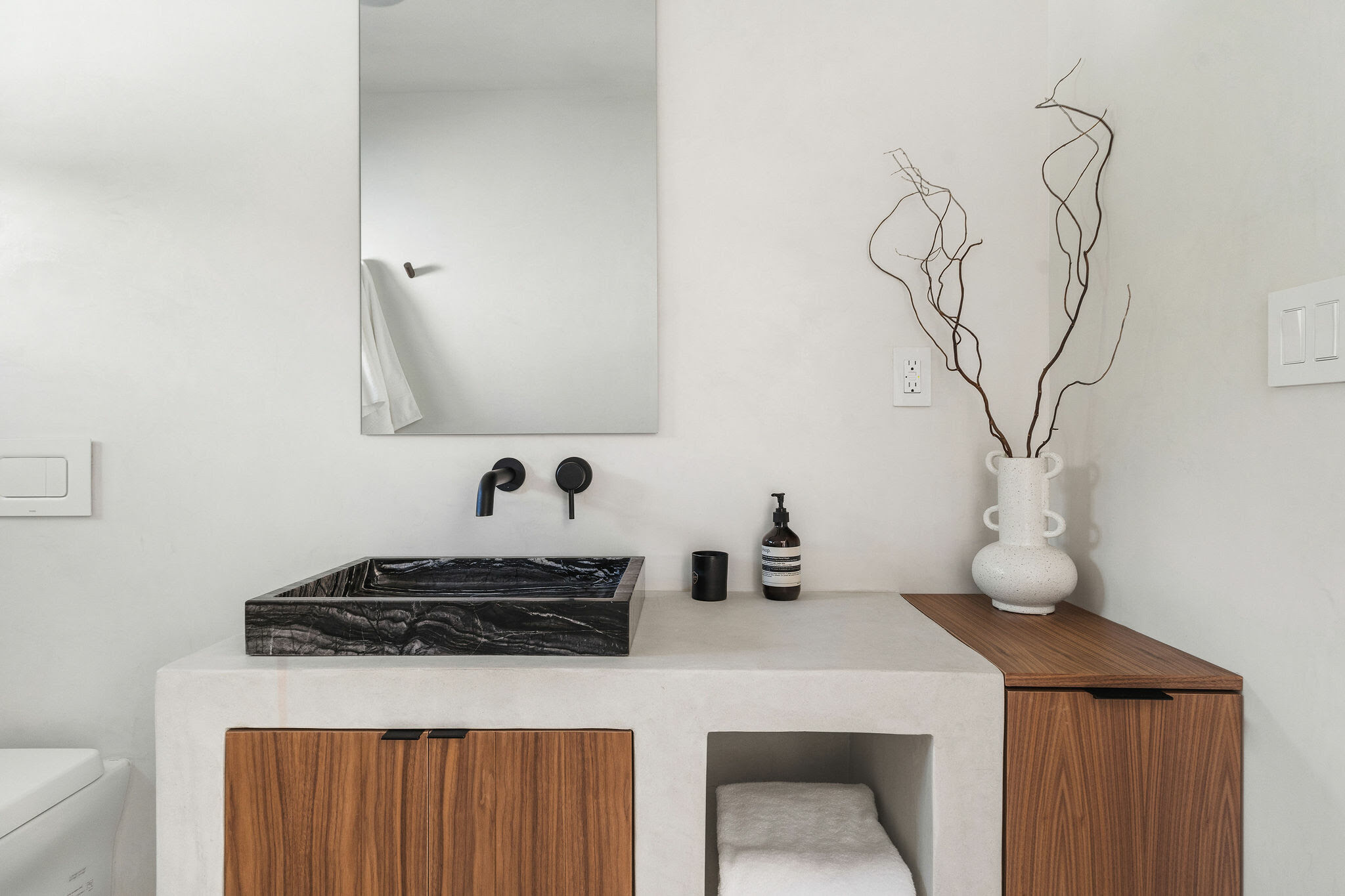 Jose Prats Presents A Stunning Spanish Home In Venice Haute Residence