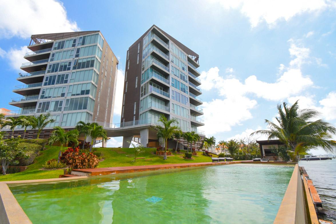 Luis A. Mirabent Presents A Luxury Apartment With Lagoon View