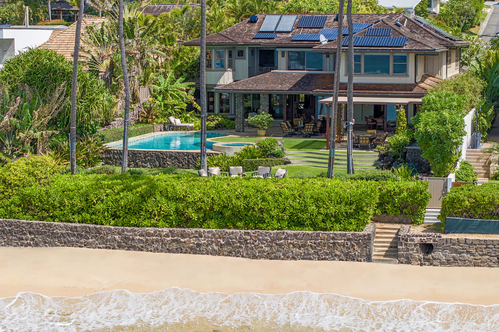 Beth Chang Presents A Magnificent Beachfront Masterpiece In Honolulu
