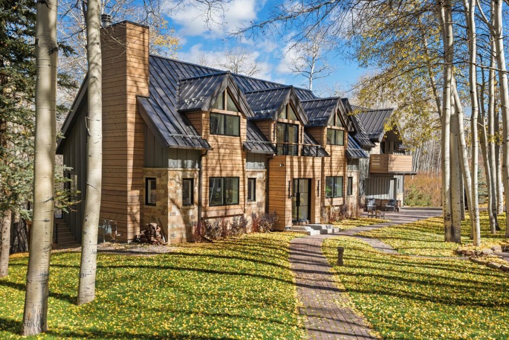 Rachel Hansen + Reid Hansen
